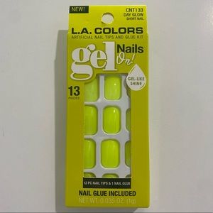 ❤️‍🔥10/$30❤️‍🔥LA Colors Gel On! Short Nails - Day Glow